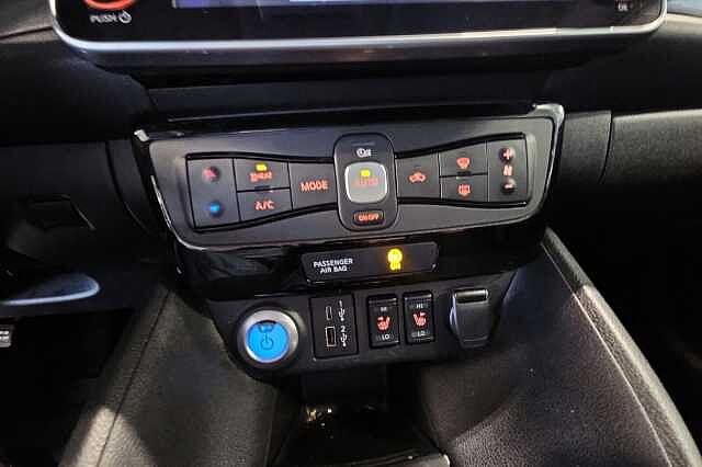 Nissan Leaf 39kWh N-Connecta
