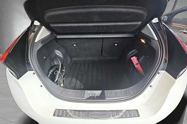 Nissan Leaf 39kWh N-Connecta