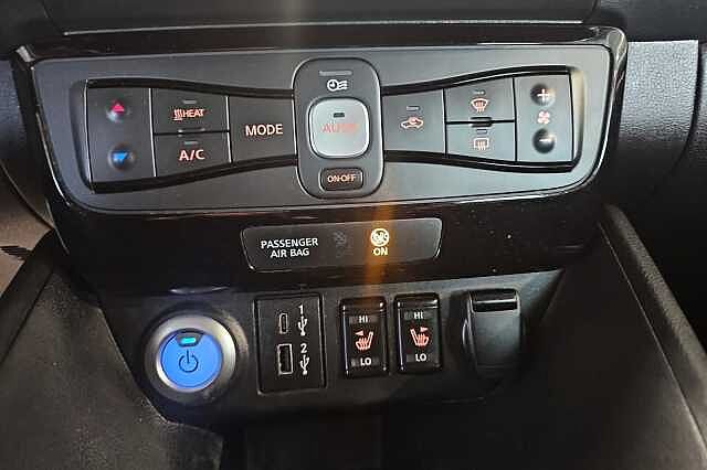 Nissan Leaf 39kWh N-Connecta