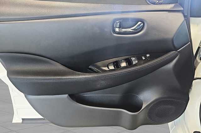 Nissan Leaf 39kWh N-Connecta